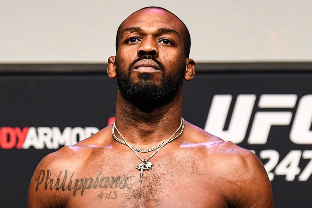 Jon Jones anuncia su retiro y deja el título de peso completo en manos de Tom&nbsp;Aspinall