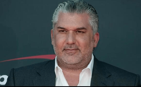 Nick Khan vende acciones de&nbsp;TKO