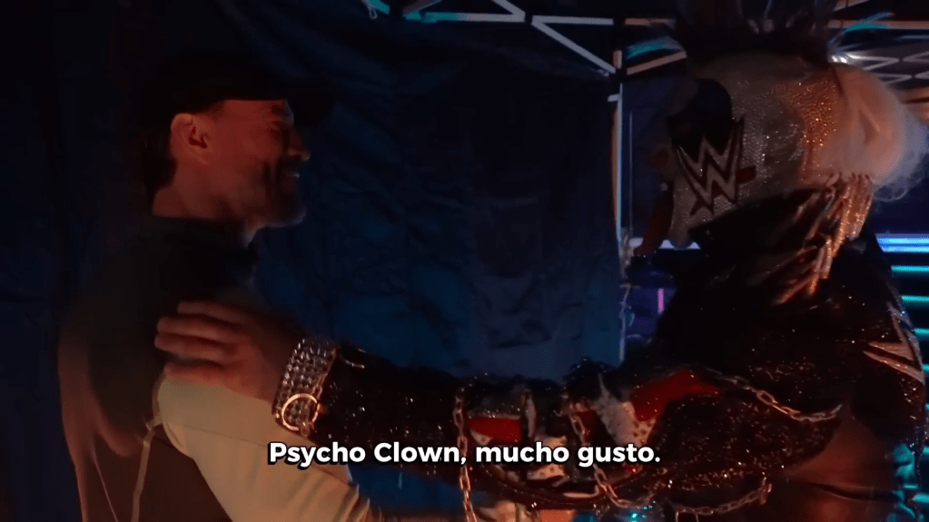 Psycho Clown da el gran salto y recibe apoyo de CM Punk en Worlds&nbsp;Collide